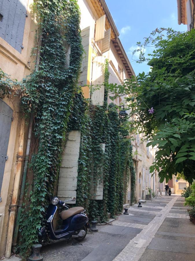 De Charme à La Roquette * Arles