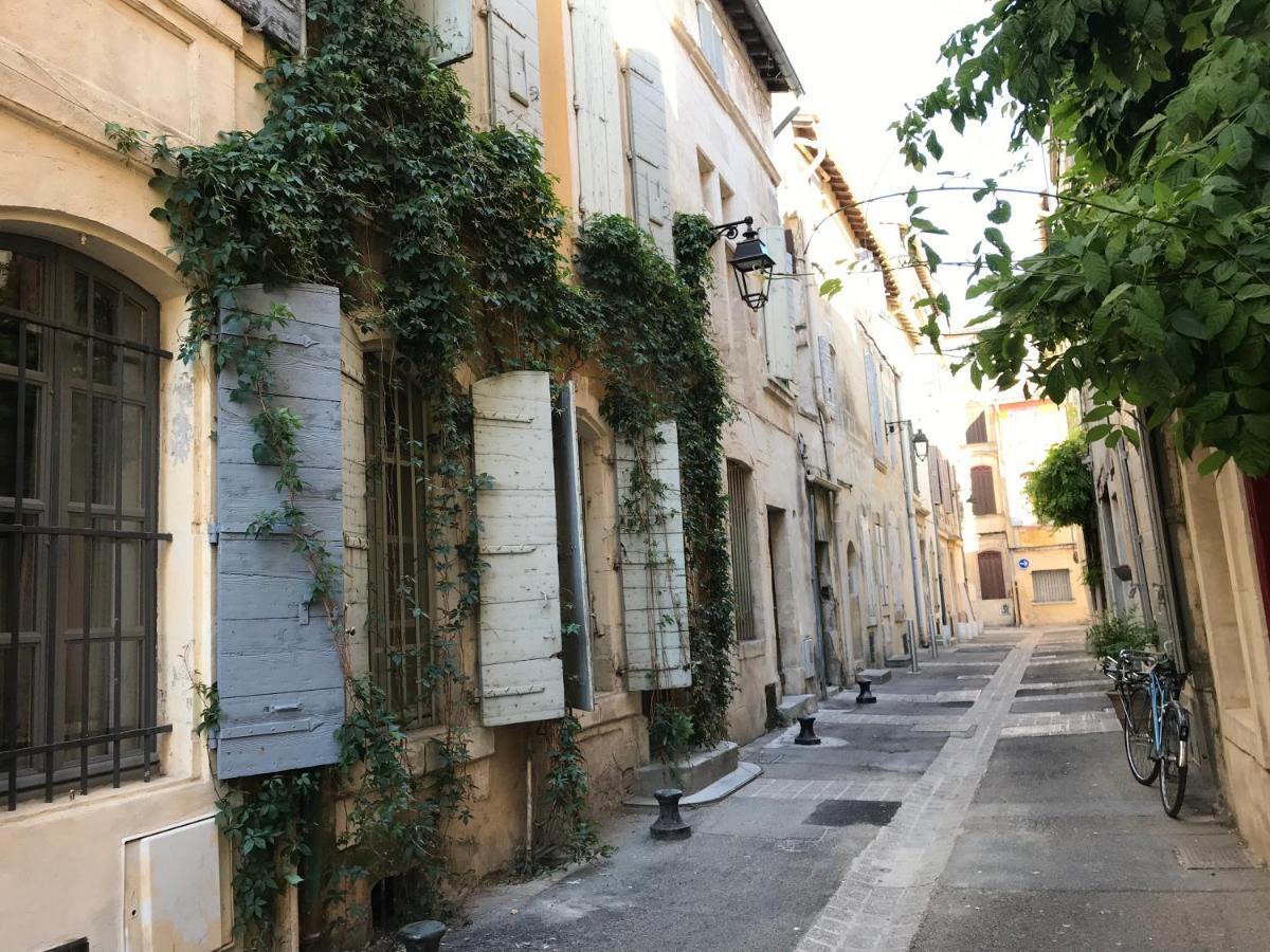 De Charme à La Roquette Arles